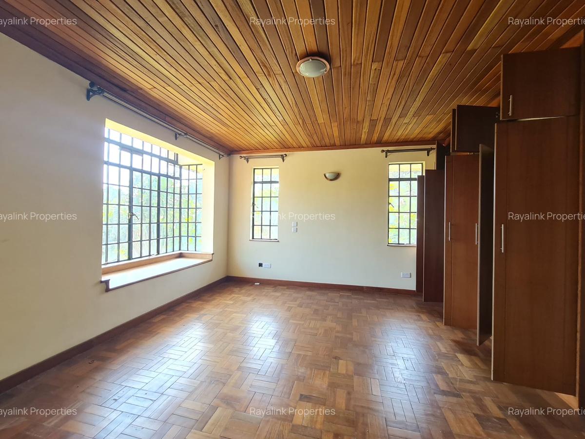 4 Bed House with En Suite at Karen - 10