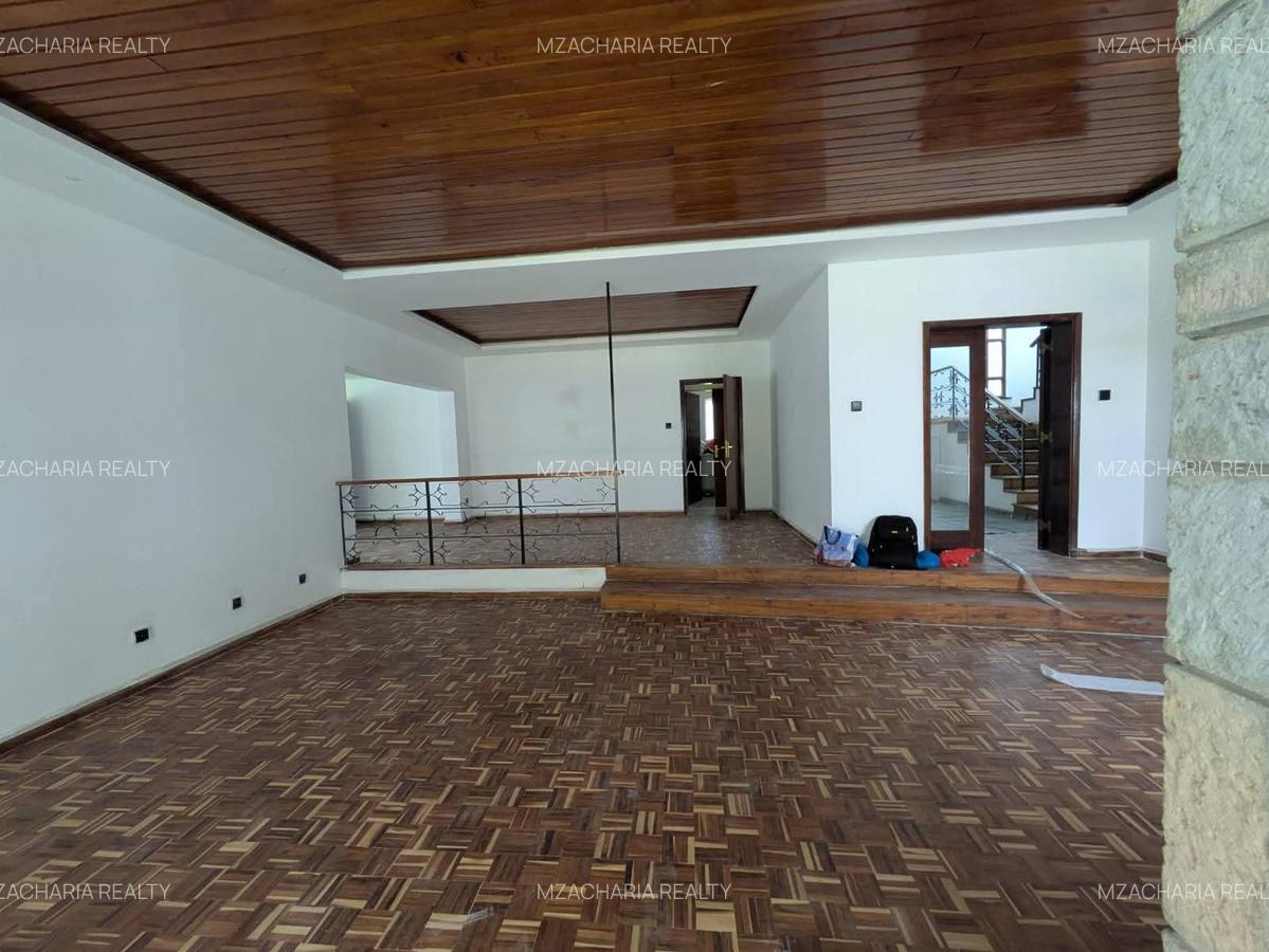 4 Bed House with En Suite in Muthaiga - 5