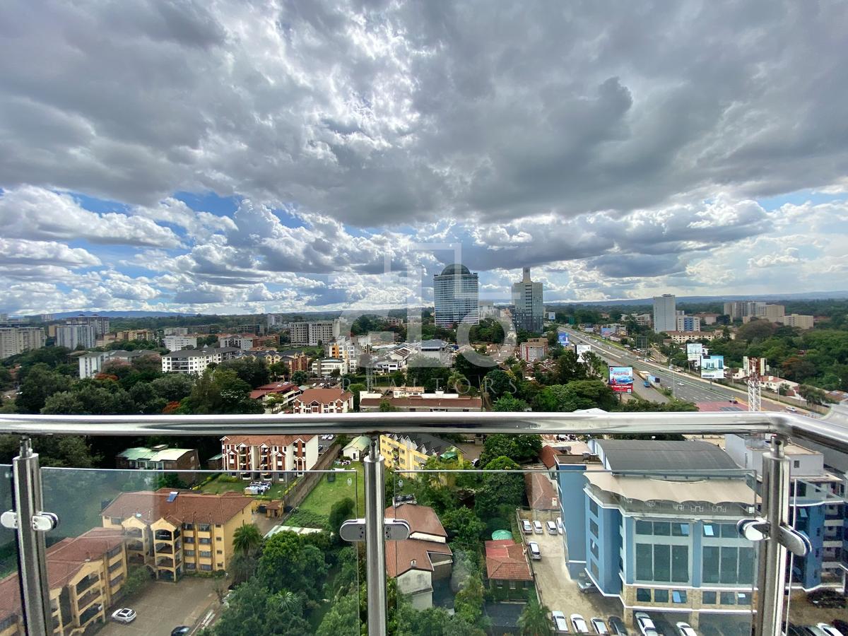 2 Bed Apartment with En Suite in Westlands Area - 4