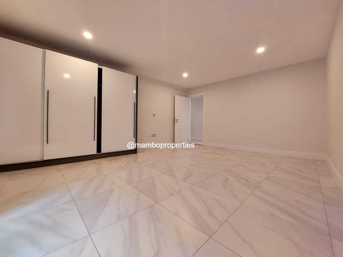 3 Bed Apartment with En Suite at Rhapta Rd - 4