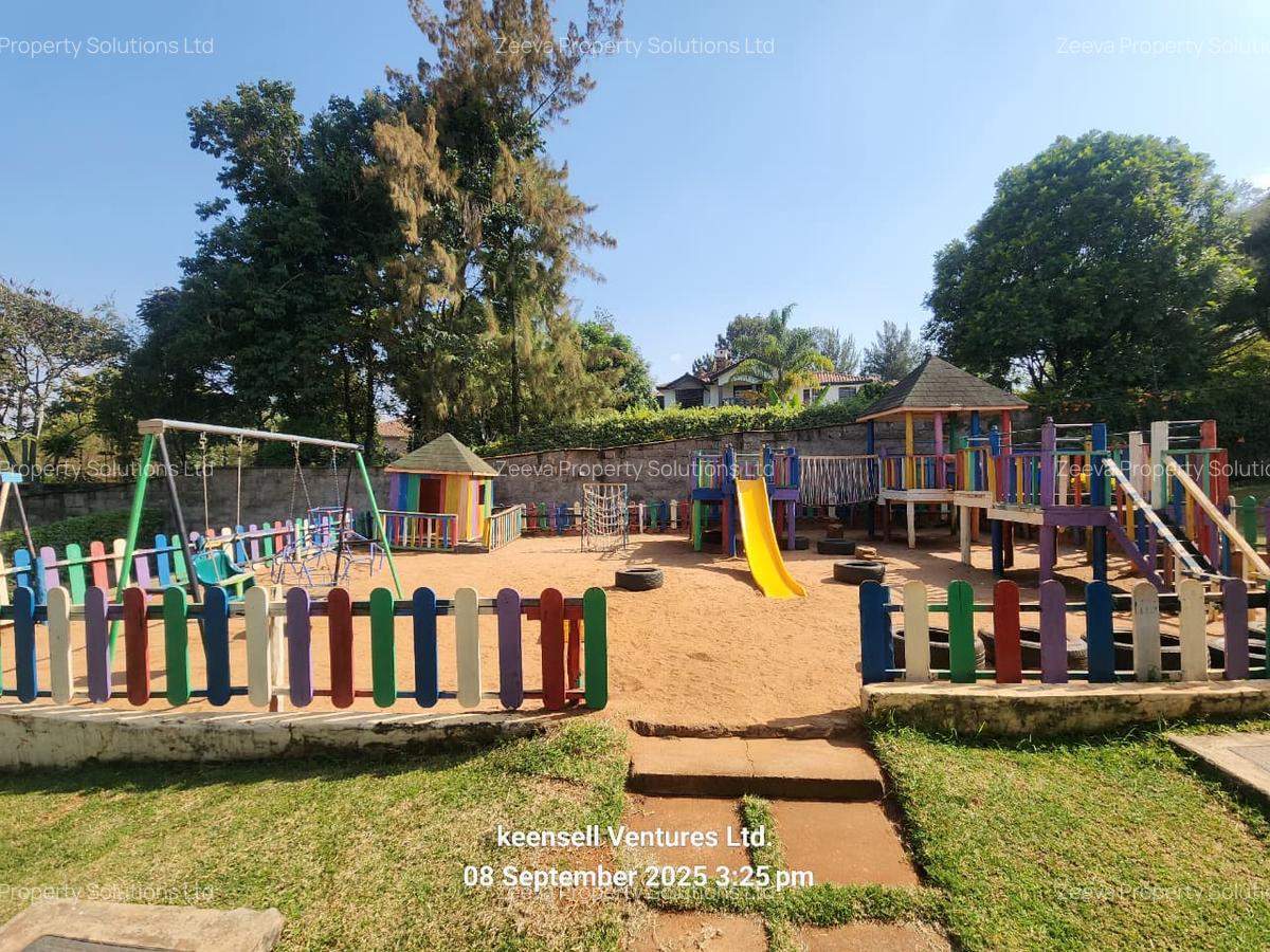 4 Bed Townhouse with En Suite in Nyari - 19