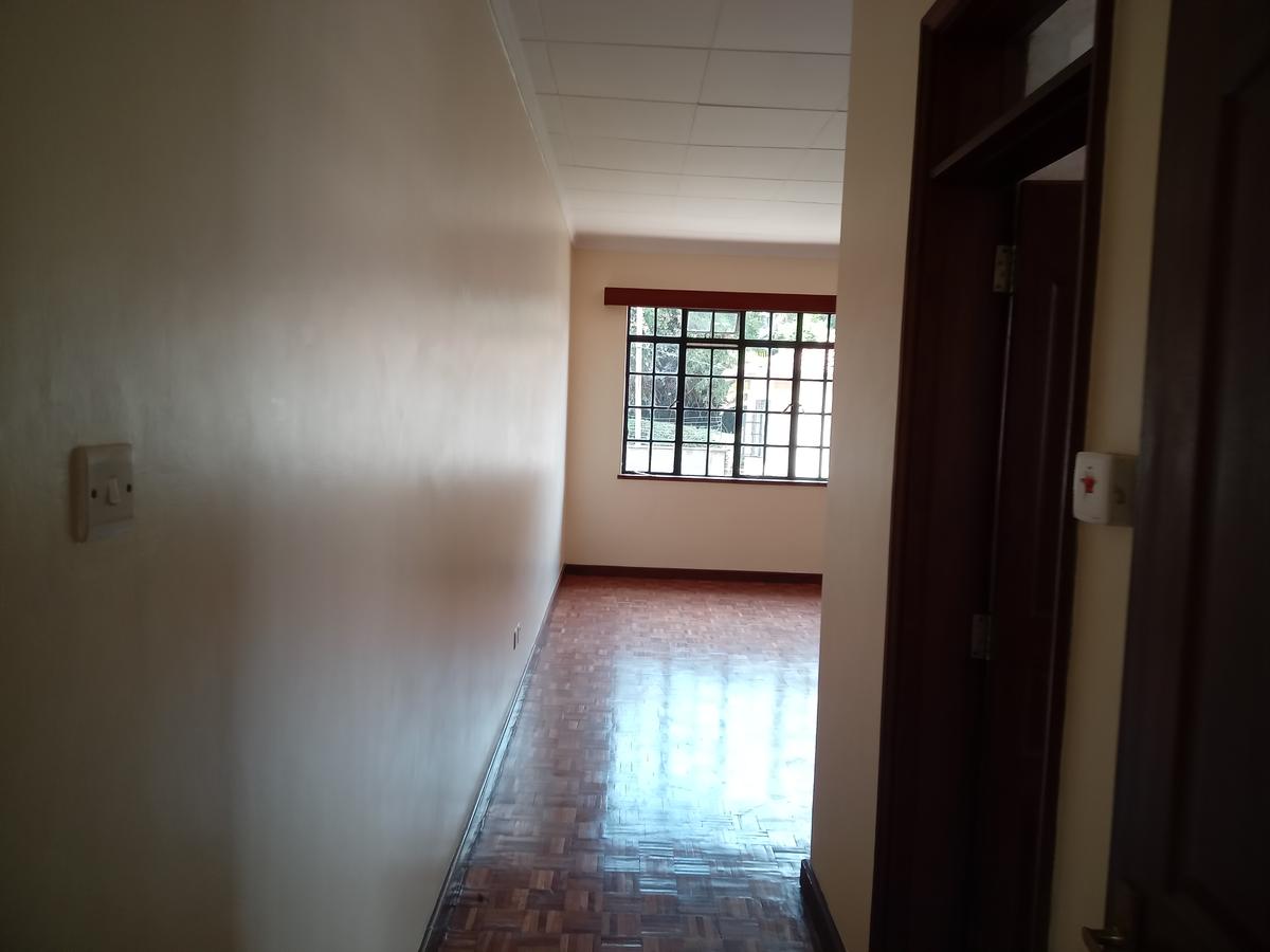 4 Bed Townhouse with En Suite at Lavington Estate Nairobi - 13