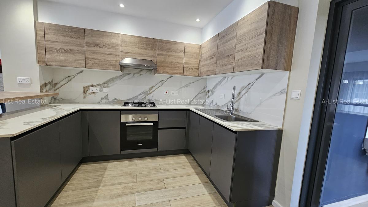 2 Bed Apartment with En Suite at Riverside - 4