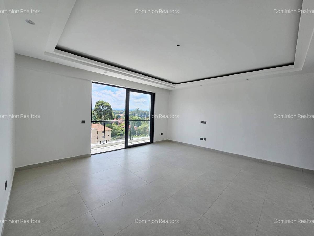 3 Bed Apartment with En Suite in Westlands Area - 12