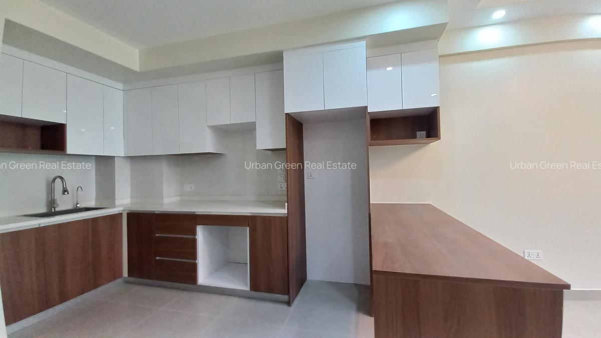 2 Bed Apartment with En Suite in Kilimani - 3