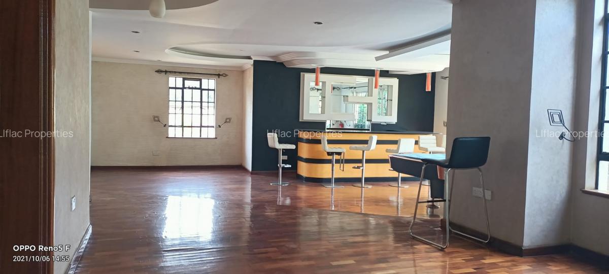 5 Bed Townhouse with En Suite in Runda - 5