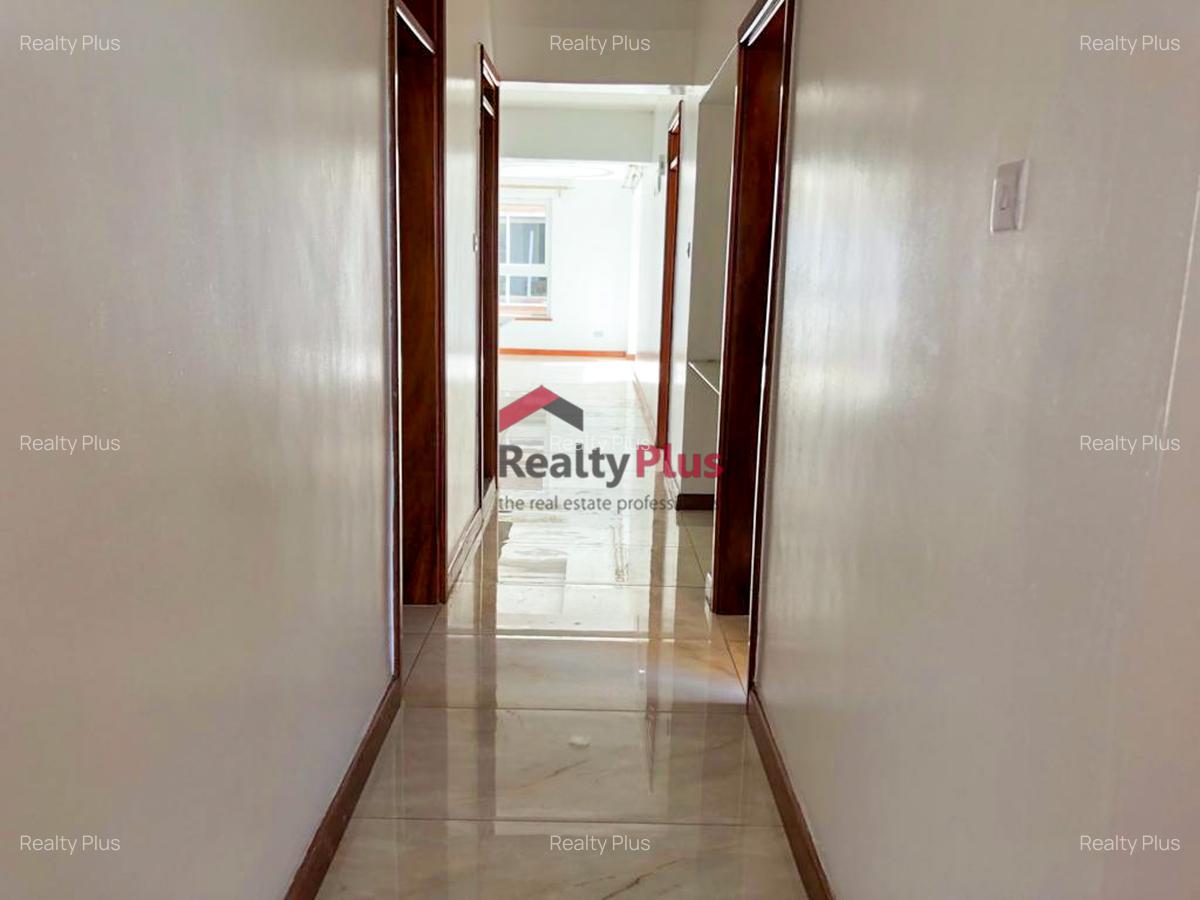 4 Bed Apartment with En Suite in Westlands Area - 4