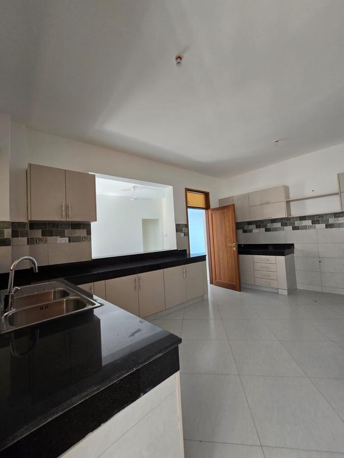 3 Bed Apartment with En Suite at Nyali Beach Road - 11