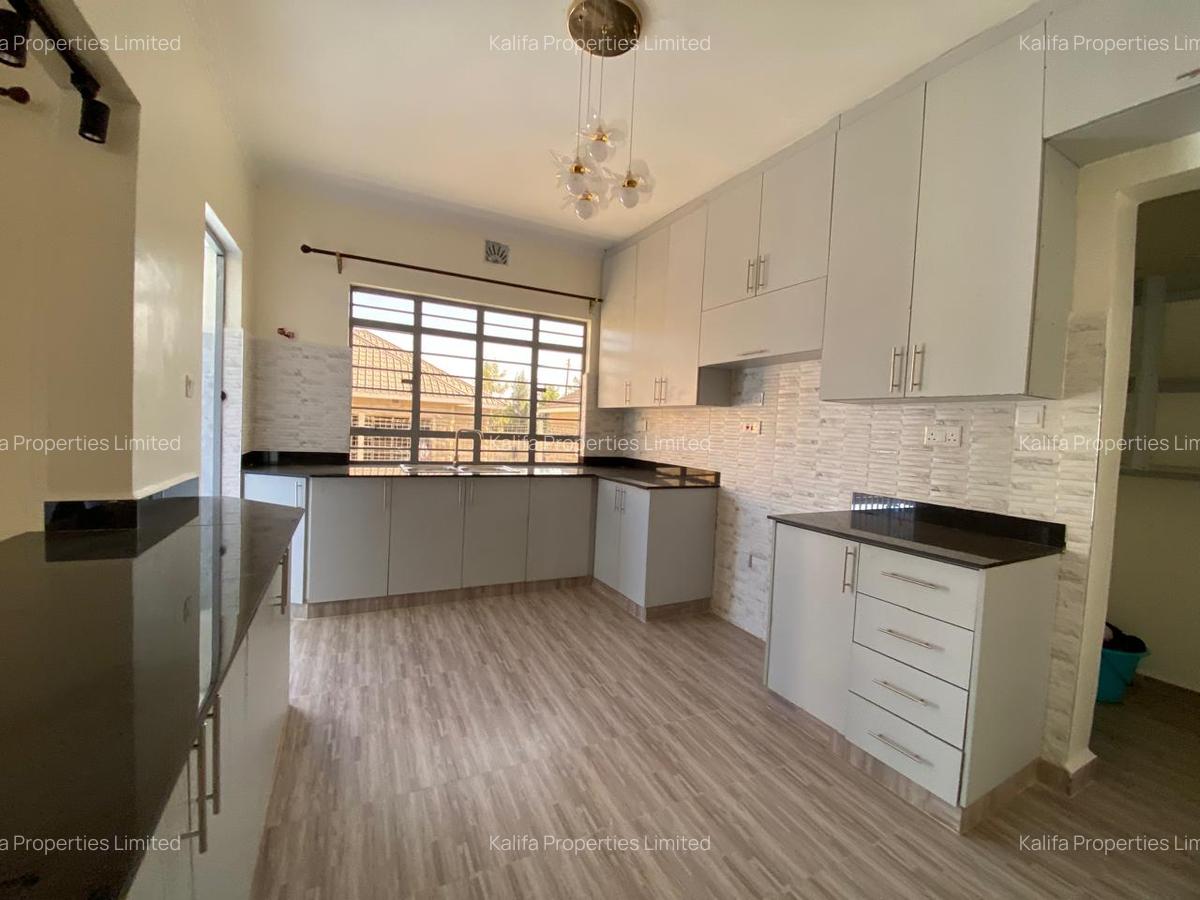 3 Bed House with En Suite in Kitengela - 14