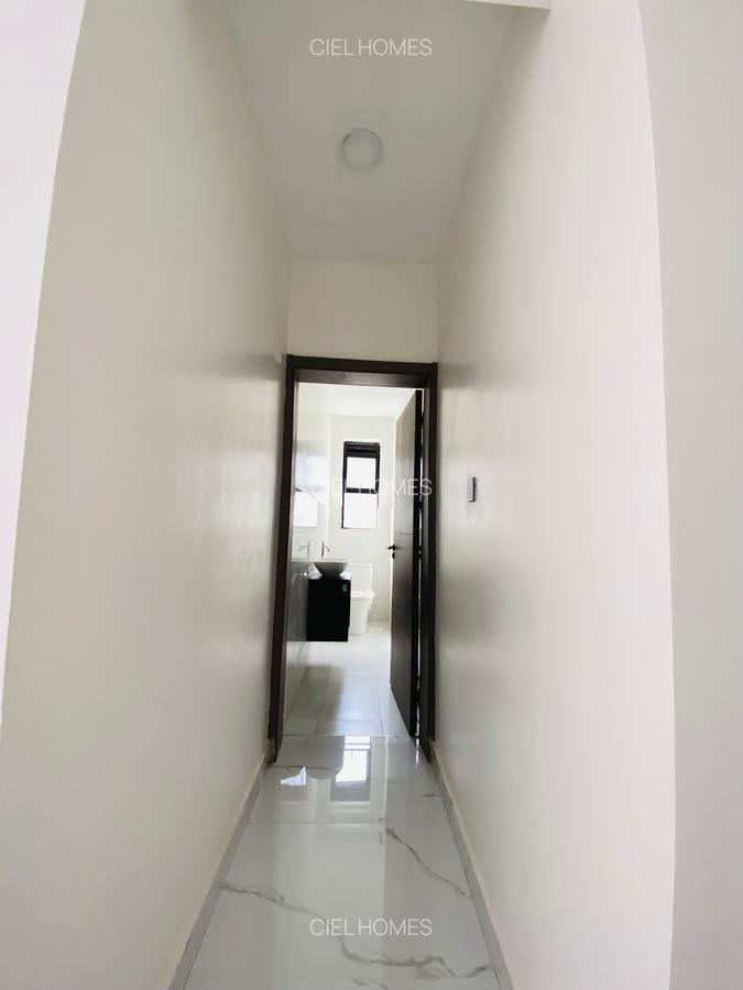 5 Bed Villa with Garden in Ruiru - 11