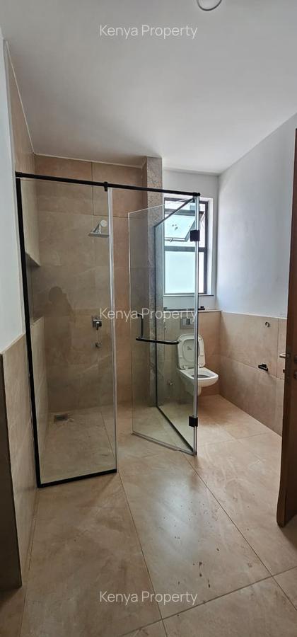 5 Bed Villa with En Suite at Apple Cross Road In Lavington. - 14