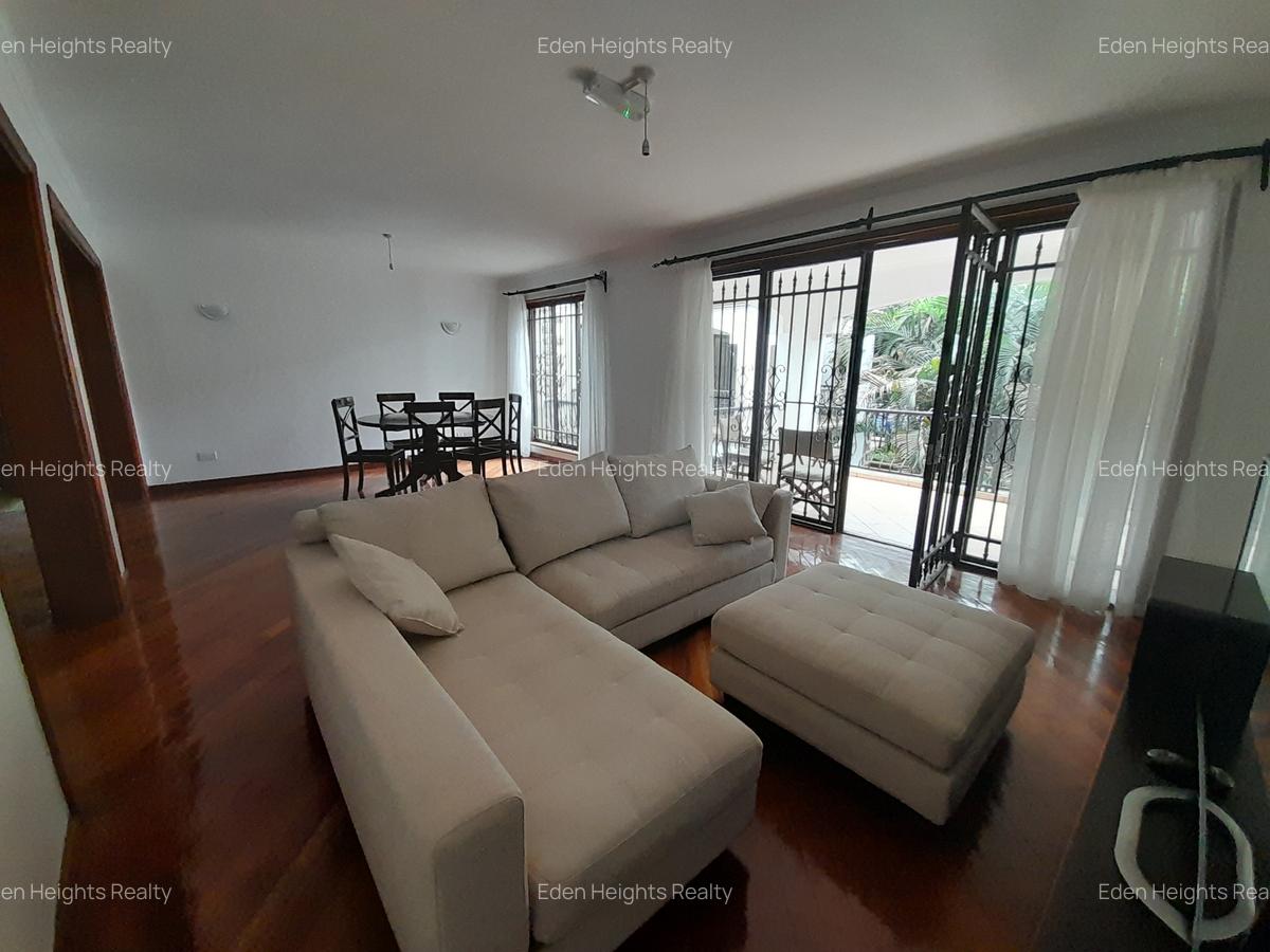 Furnished 3 Bed Apartment with En Suite at Dennis Pritt - 1