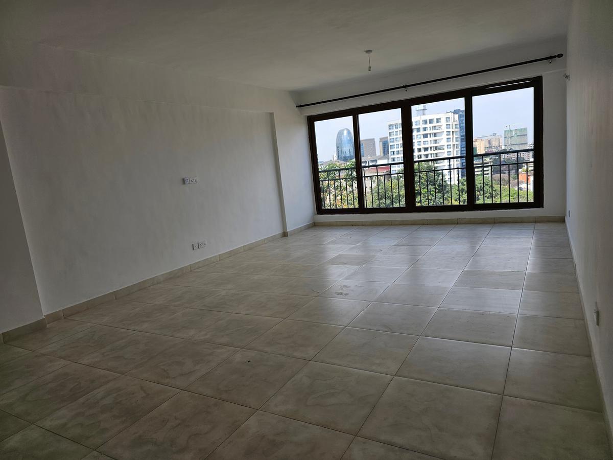 3 Bed Apartment with En Suite at Rhapta Rd - 5