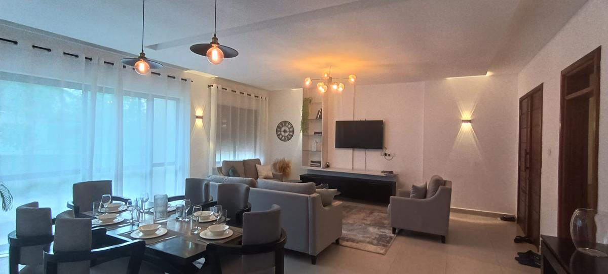 4 Bed Apartment with En Suite at Spring Valley - 2