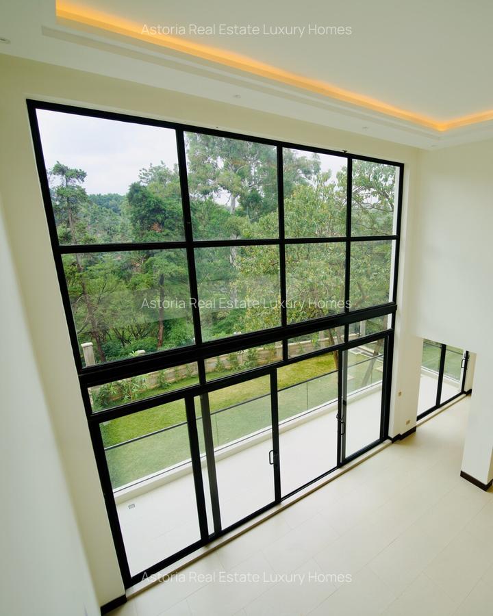 6 Bed Villa with En Suite at 2026-183 - 2
