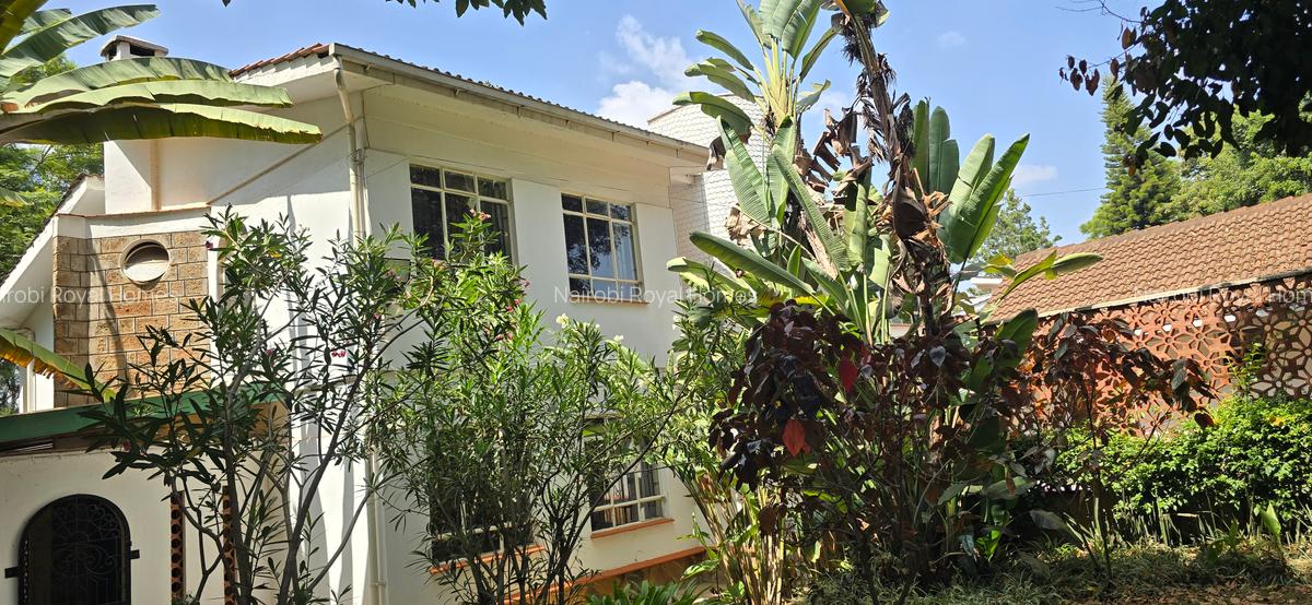 5 Bed House with En Suite at Nyari Central Estate - 1