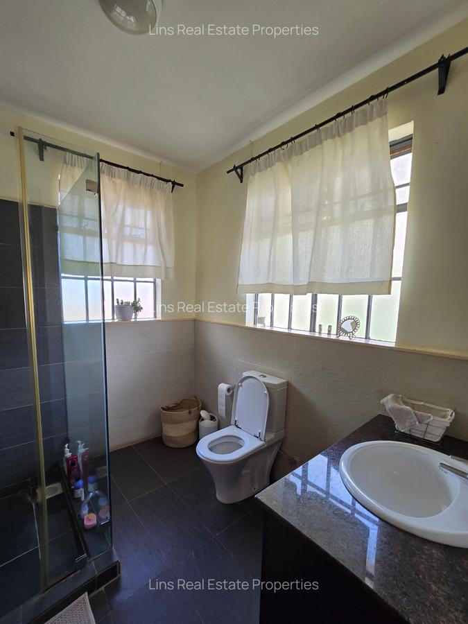 4 Bed Townhouse with En Suite in Gigiri - 7