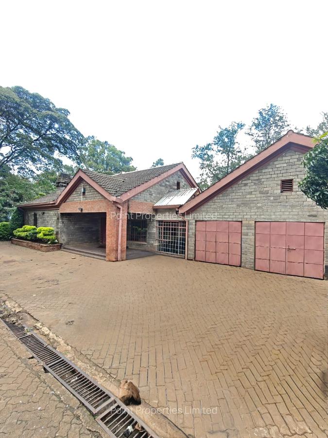 4 Bed House with En Suite in Karen - 3