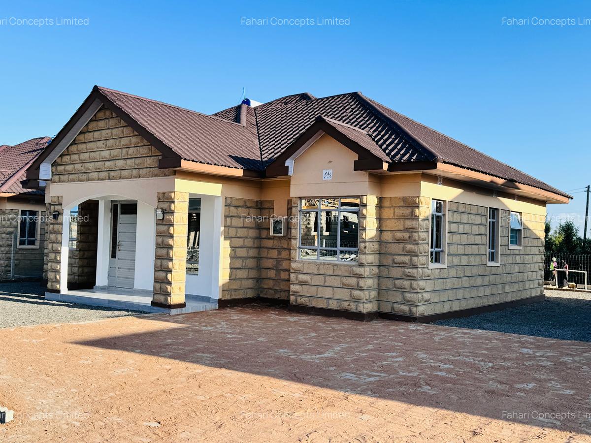 3 Bed House with En Suite at Acacia - 1