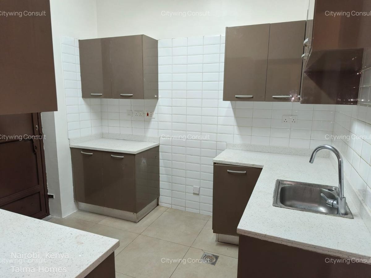 5 Bed Townhouse with En Suite at Ndoto Road - 16