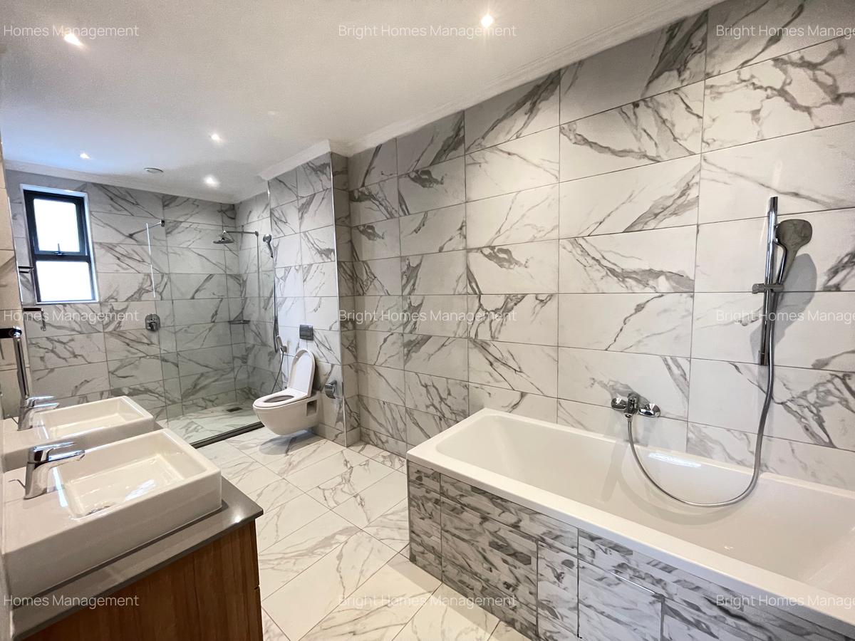 3 Bed Apartment with En Suite in Westlands Area - 4