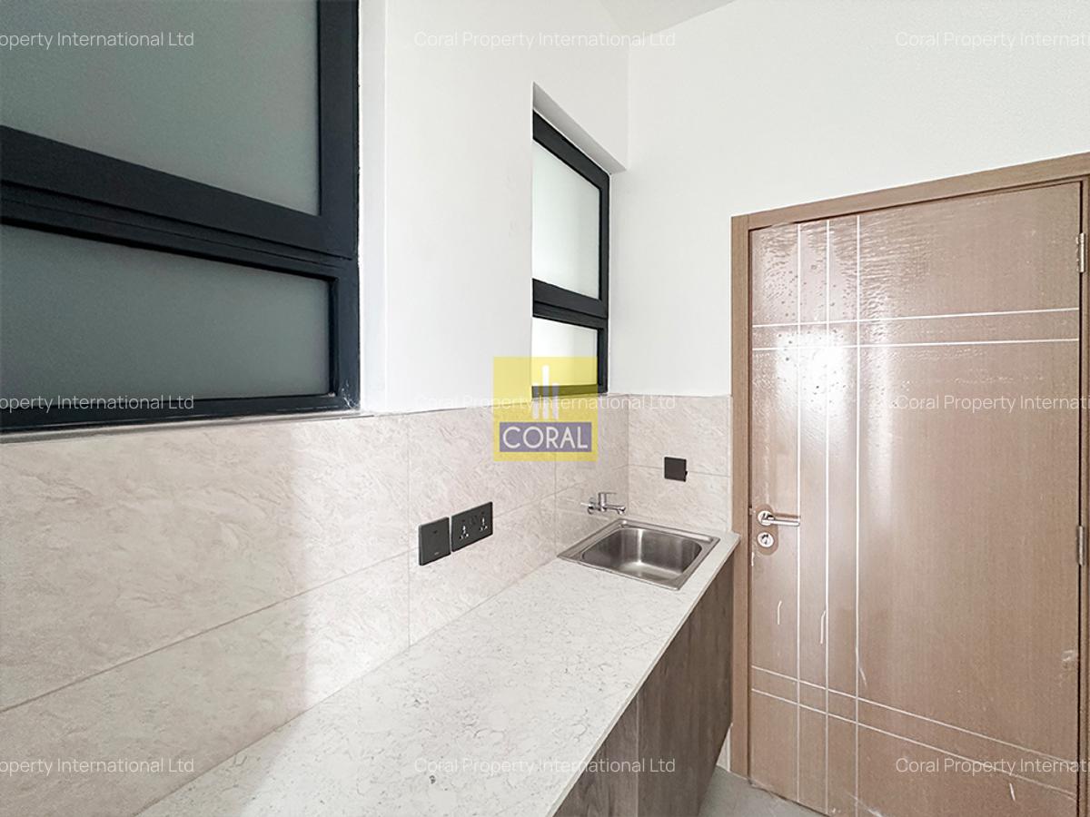 3 Bed Apartment in Brookside - 3