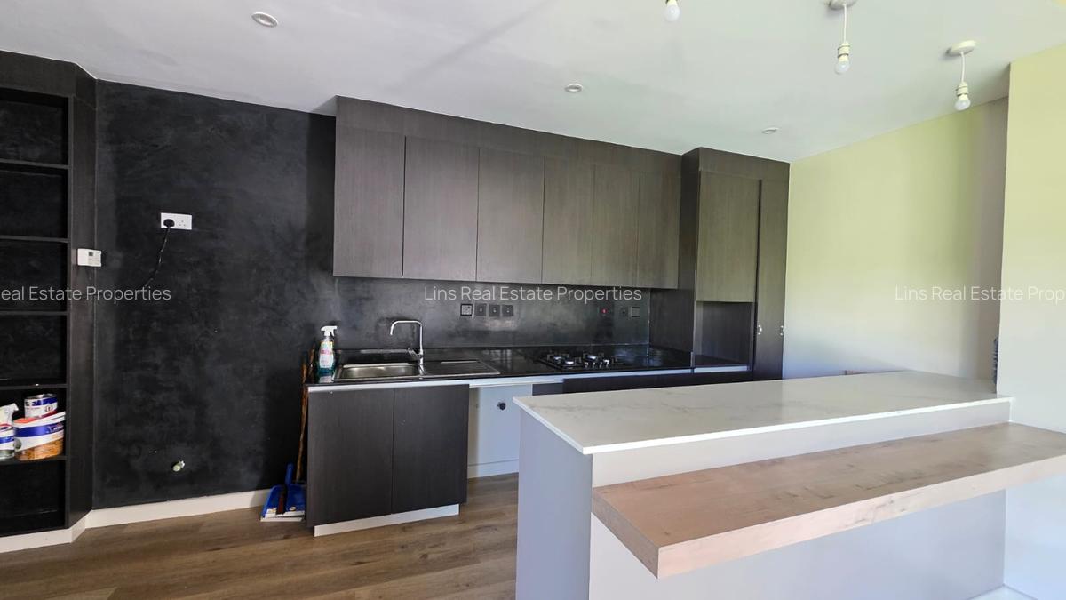 4 Bed Townhouse with En Suite in Runda - 5