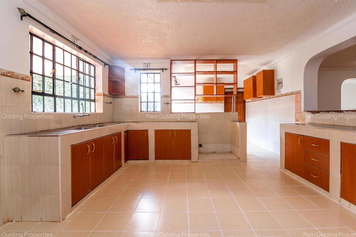 4 Bed House at Muthaiga North - 6