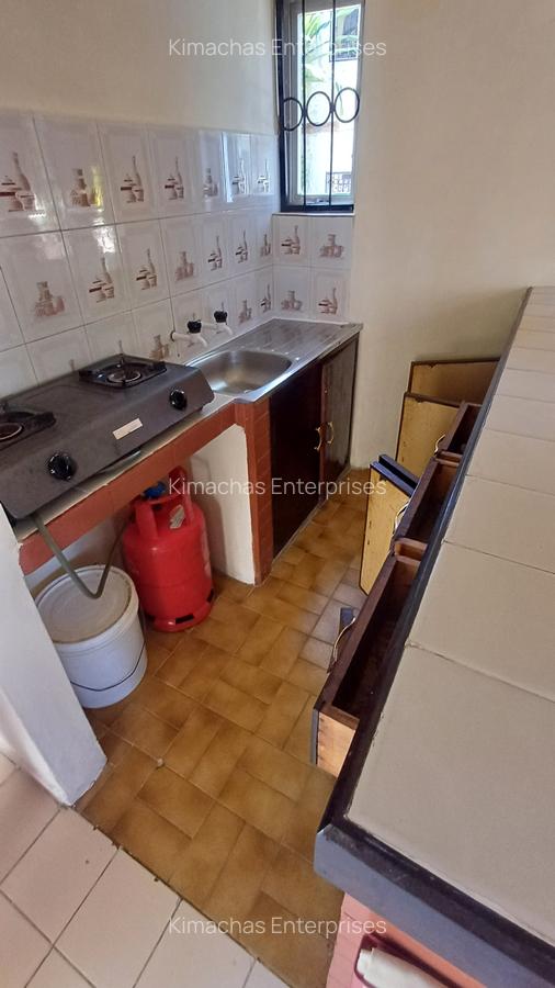 Serviced 1 Bed Apartment with En Suite at 1St Avenue - 6