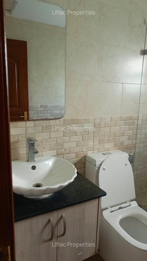 3 Bed House with En Suite in Runda - 9