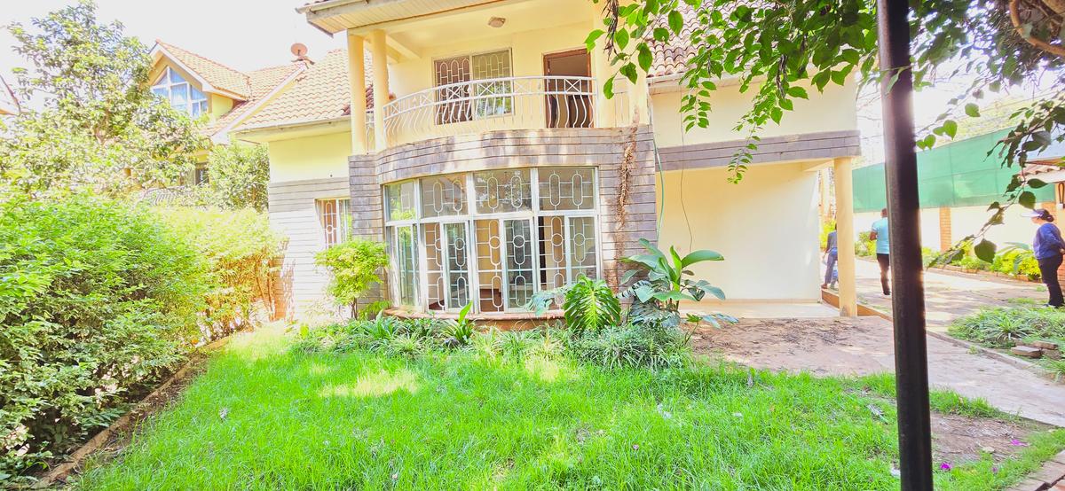 5 Bed Townhouse with En Suite at Nyeri Road - 5