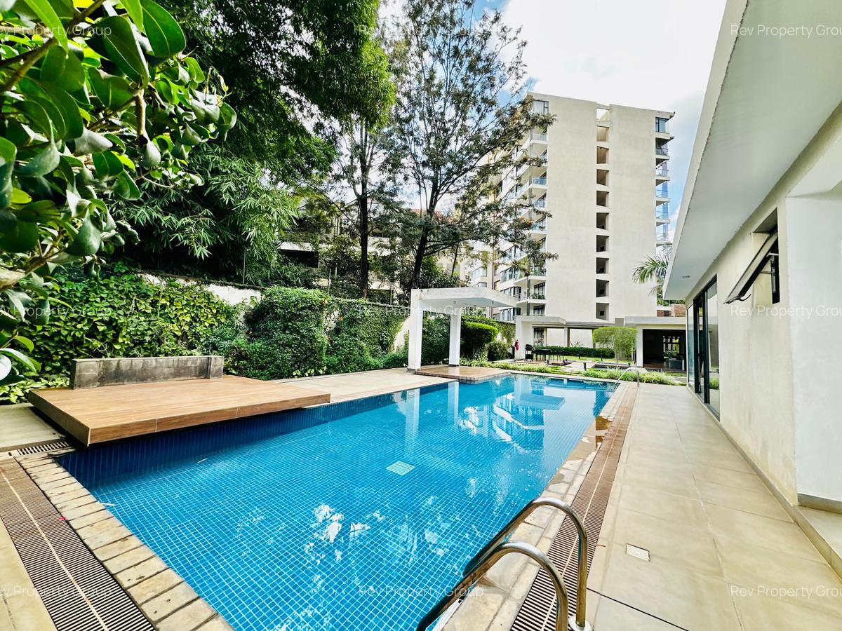 Serviced 2 Bed Apartment with En Suite in Lavington - 16