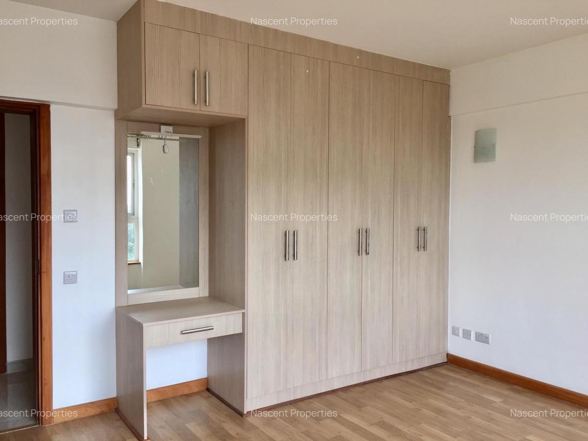 4 Bed Apartment with En Suite in Westlands Area - 2