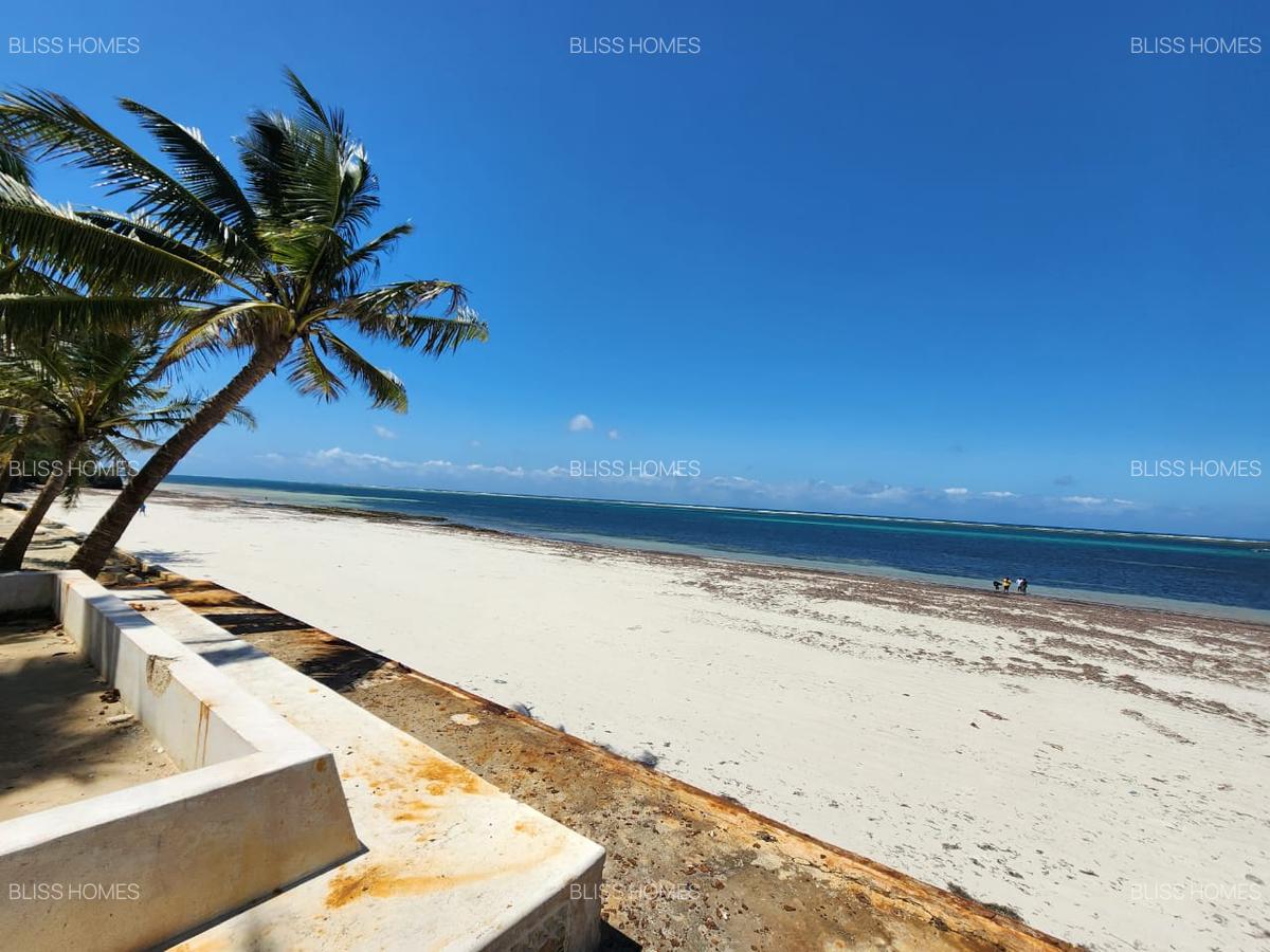 3 Bed Apartment with En Suite at Nyali Road - 17