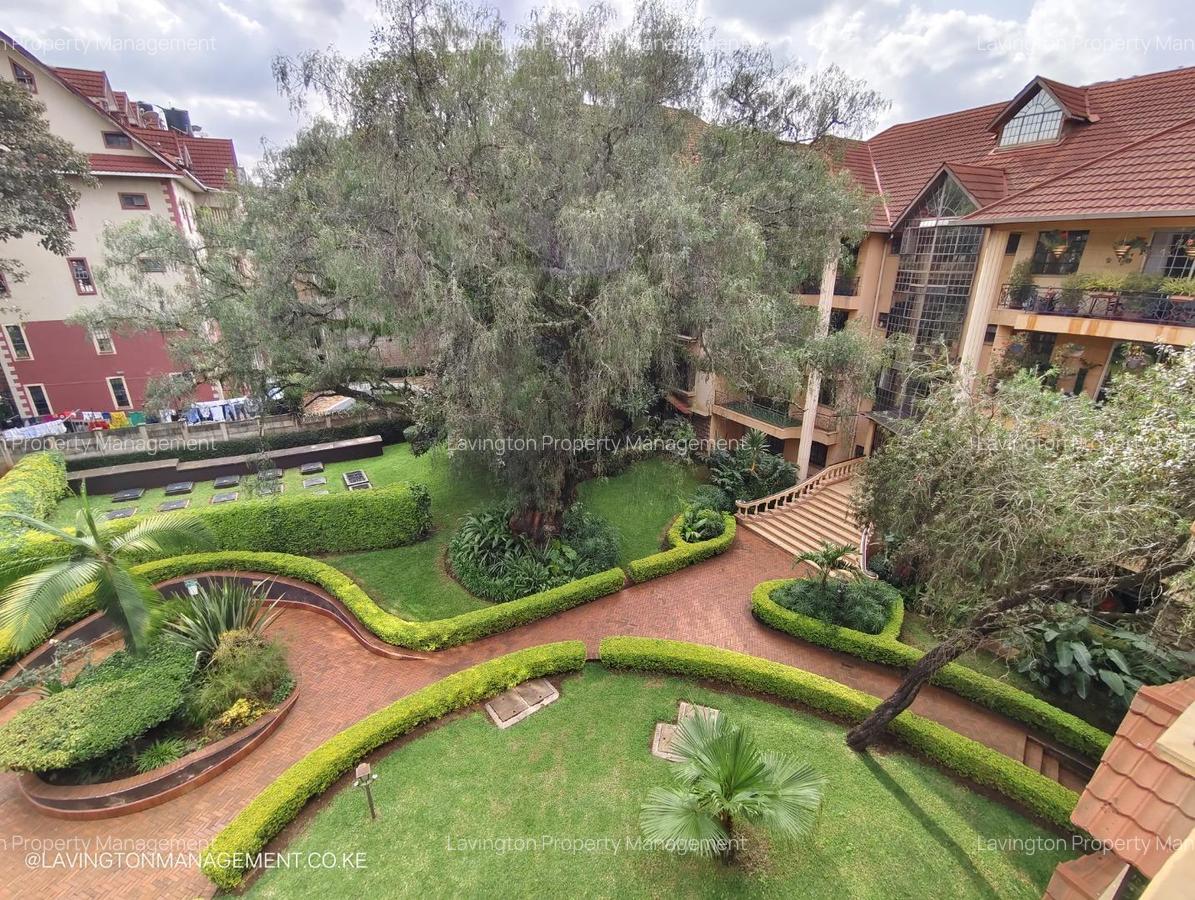 4 Bed Townhouse with En Suite at Lavington Green - 18