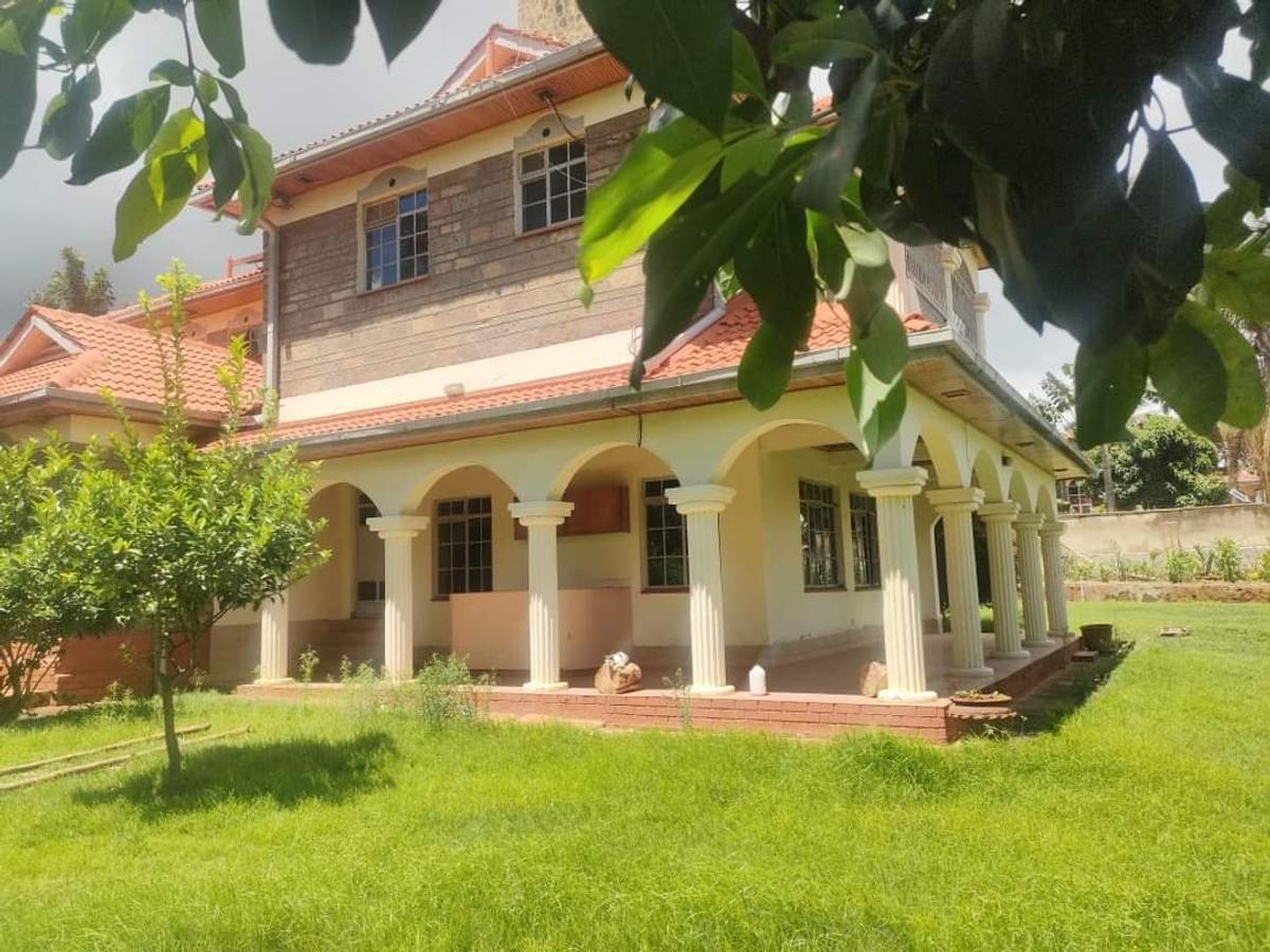 5 Bed House with En Suite at Runda - 12