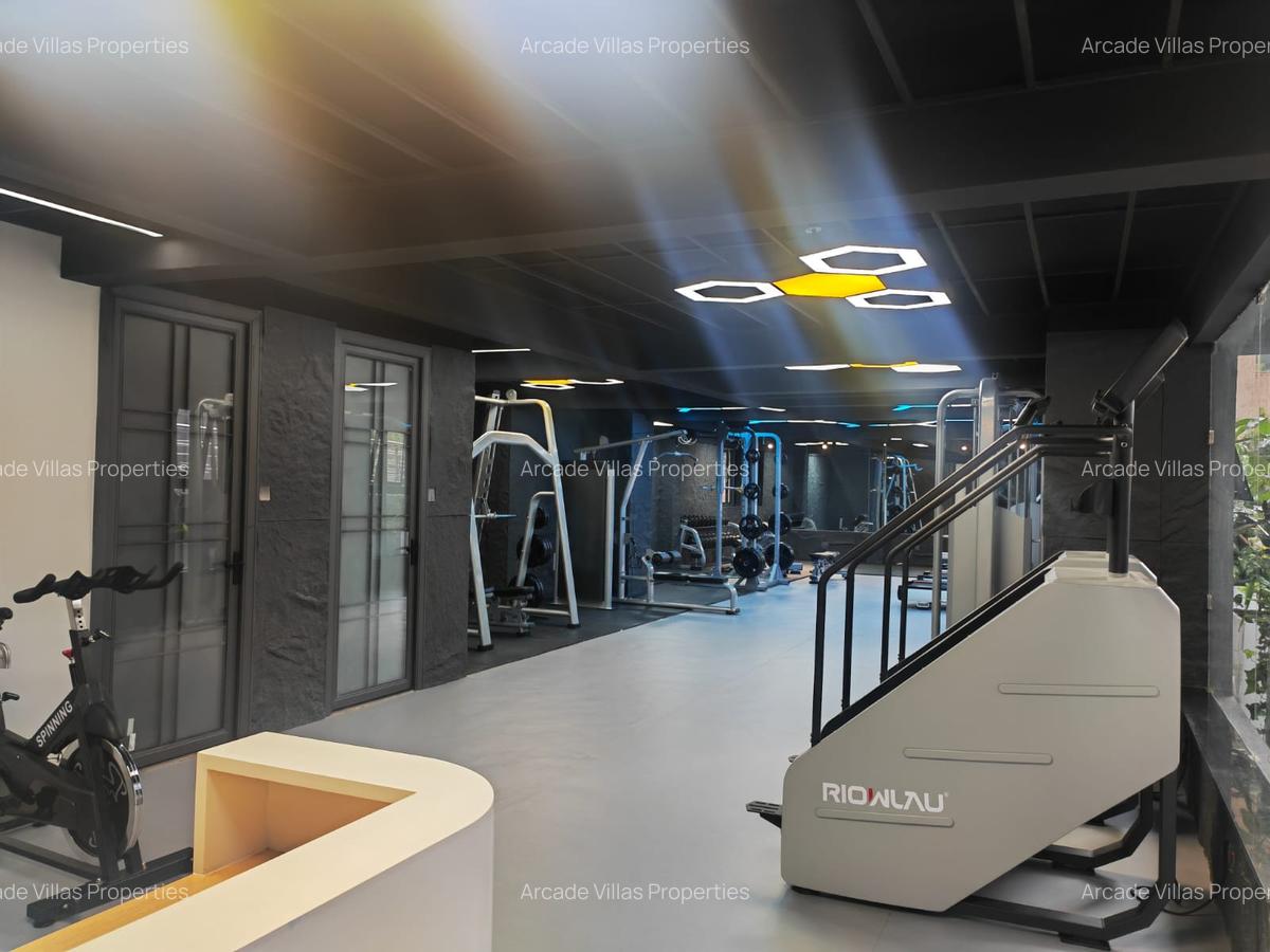 1 Bed Apartment with En Suite in Lavington - 5