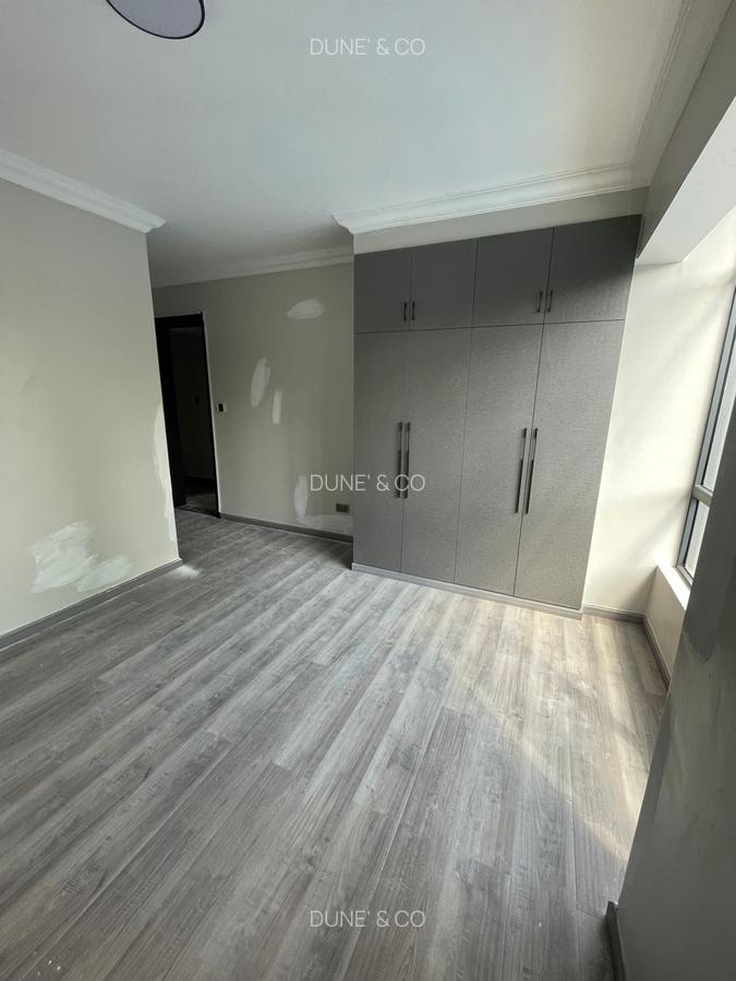 3 Bed Apartment with En Suite in Lavington - 19