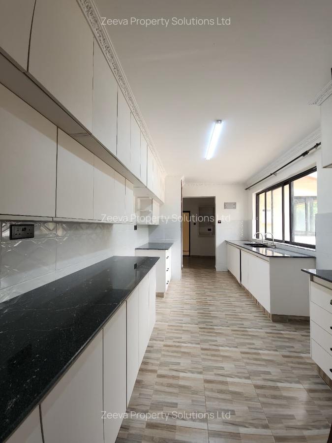 4 Bed House with En Suite in Loresho - 9