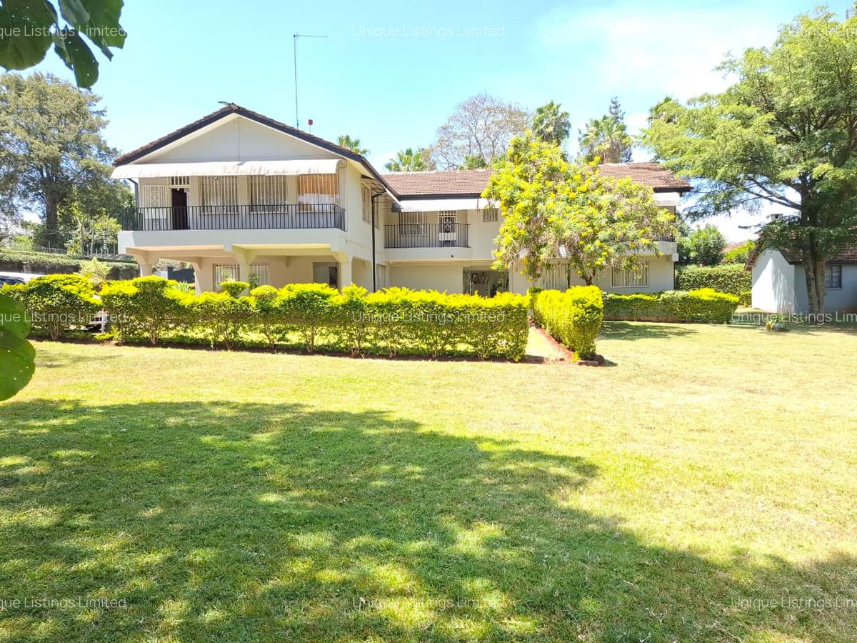 5 Bed House with En Suite in Nyari - 1
