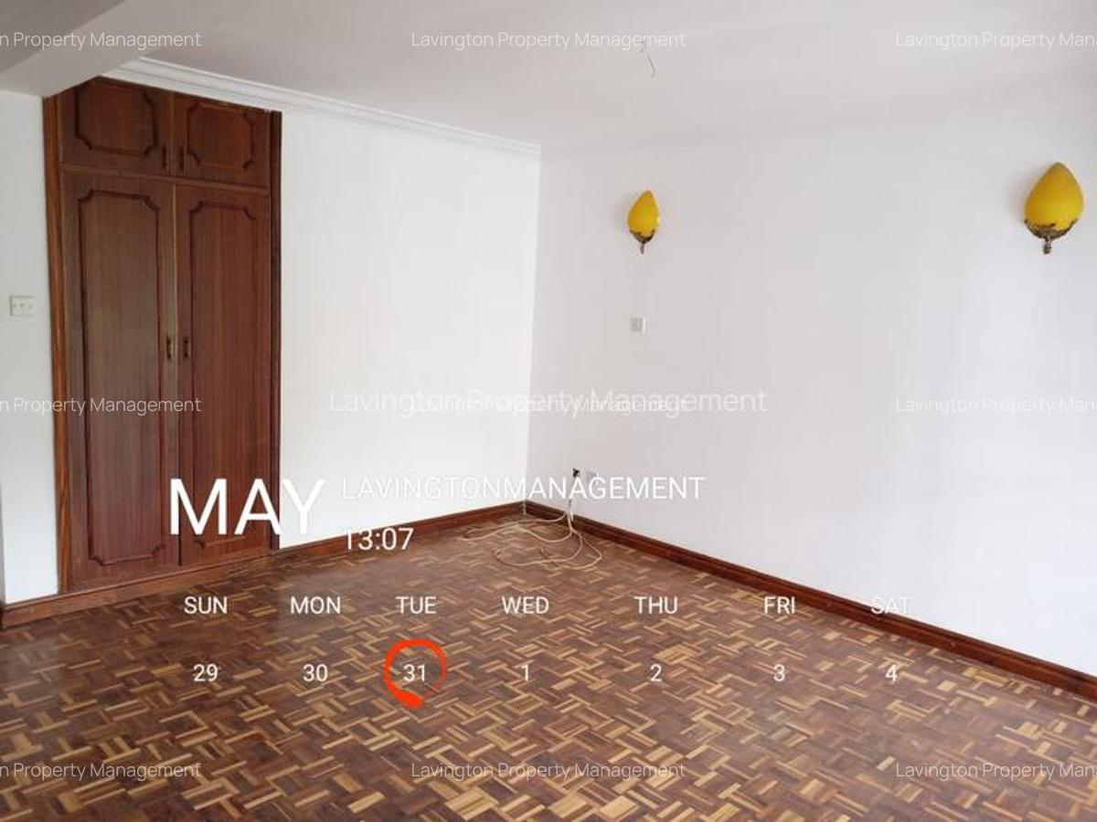 4 Bed Townhouse with En Suite at Lavington Green - 8