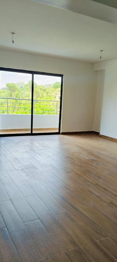 4 Bed Apartment with En Suite at Parklands - 1