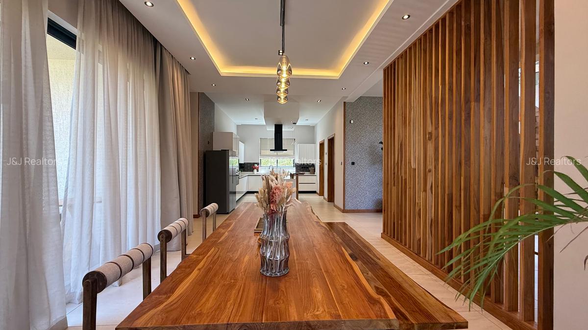 4 Bed Villa with En Suite in Loresho - 10