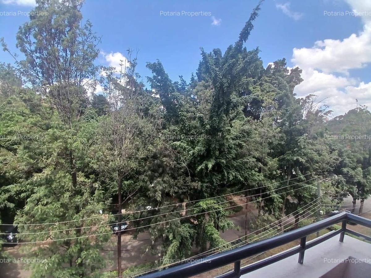 4 Bed Apartment with En Suite in Kilimani - 3