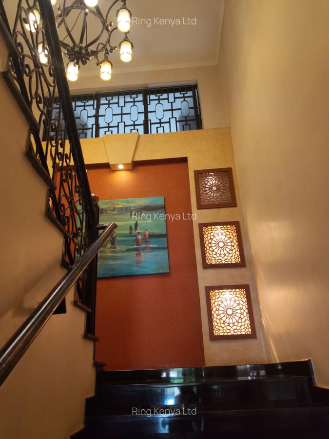 5 Bed House with En Suite in Westlands Area - 9