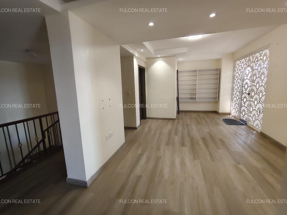 5 Bed Apartment with En Suite in Kileleshwa - 3