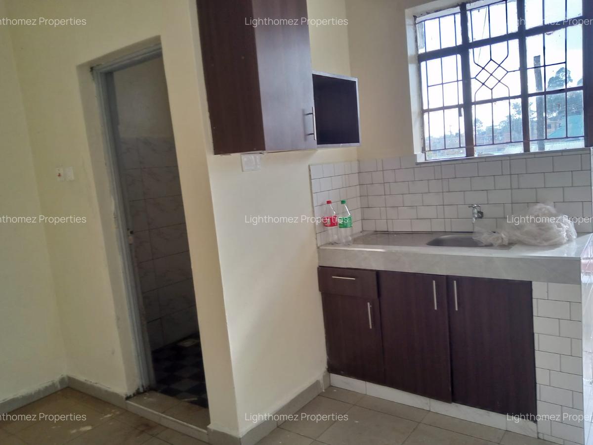 1 Bed Apartment with En Suite at Kangemi - 6