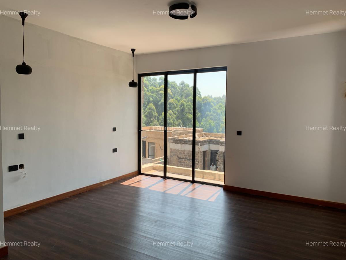 5 Bed Townhouse with En Suite in Kitisuru - 7