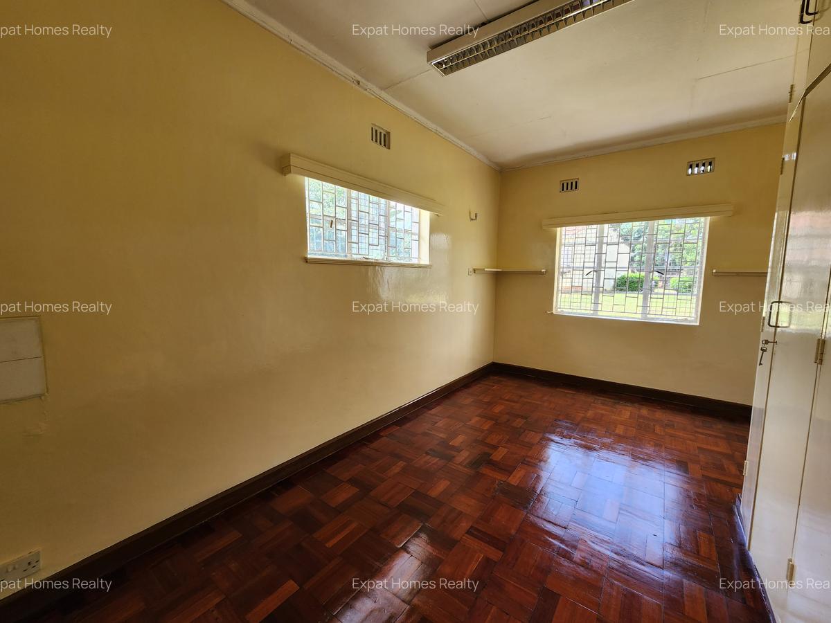 Commercial Property with Parking in Kilimani - 8
