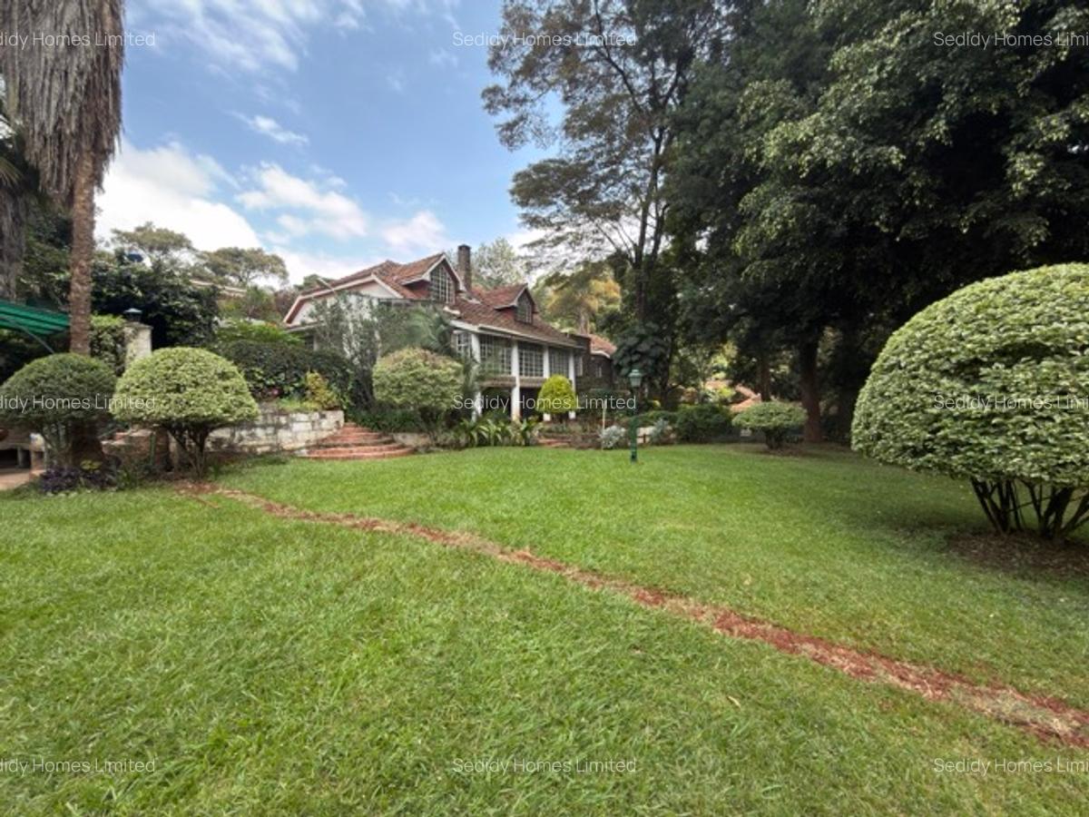 8 Bed House with En Suite in Muthaiga - 3